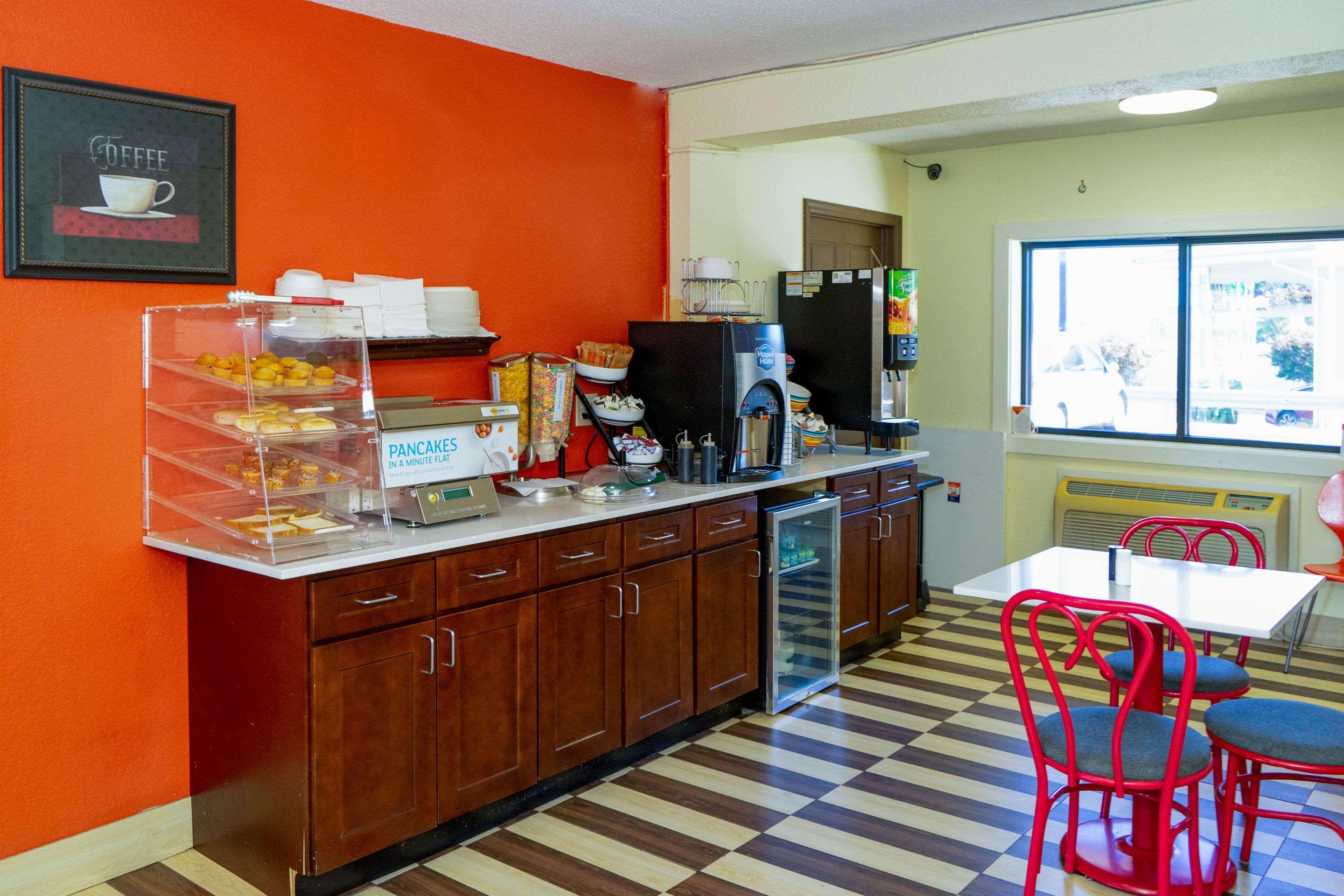 Econo Lodge Weldon - Roanoke Rapids מראה חיצוני תמונה